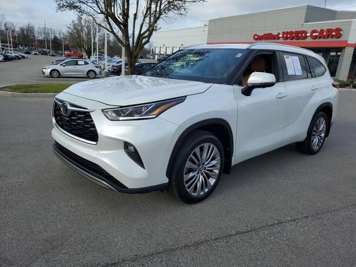 Wind Chill Pearl 2023 Toyota Highlander Platinum