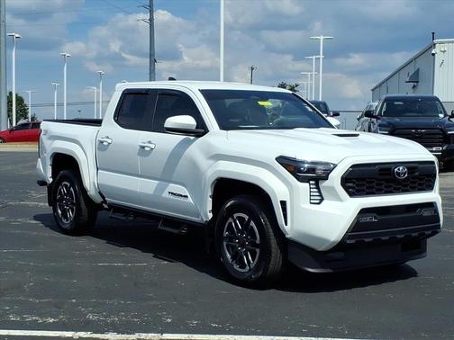 2025 Toyota Tacoma TRD Sport