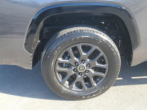 2024 Toyota Tundra Platinum