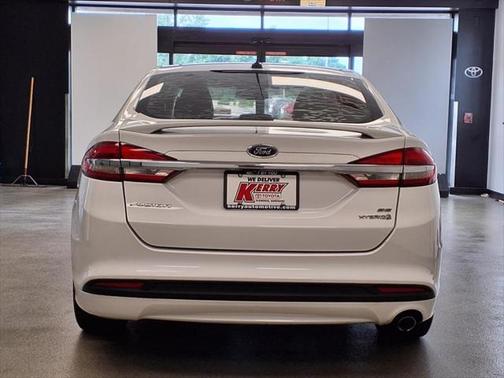 2018 Ford Fusion Hybrid SE