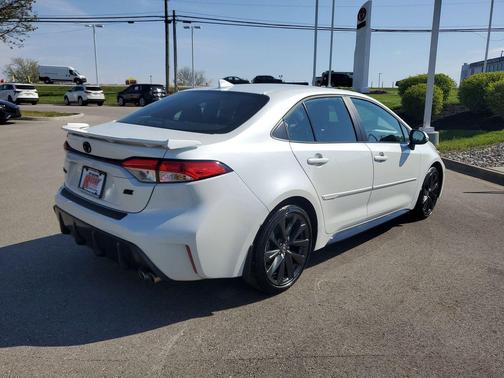 Wind Chill Pearl 2025 Toyota Corolla SE