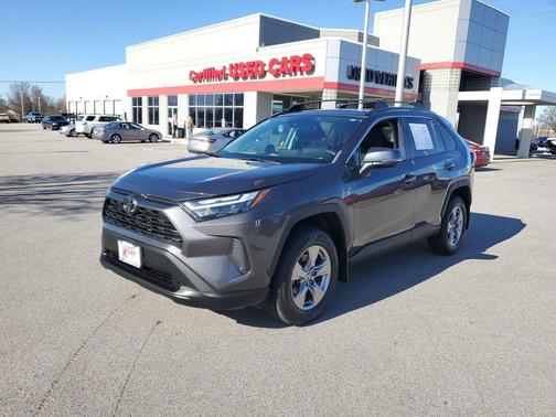2023 Toyota RAV4 XLE