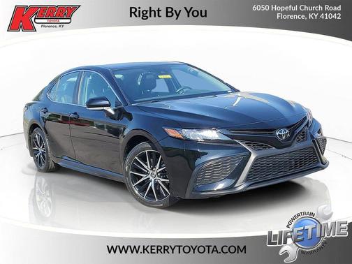 Midnight Black Metallic 2024 Toyota Camry SE