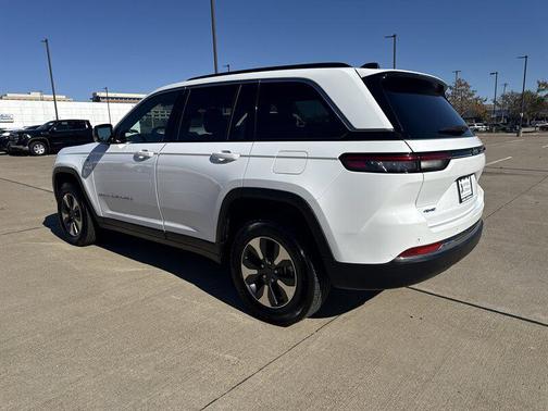 2024 Jeep Grand Cherokee 4xe Base