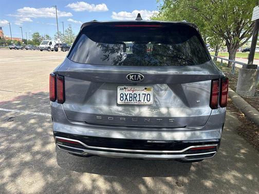 Everlasting Silver 2021 Kia Sorento S