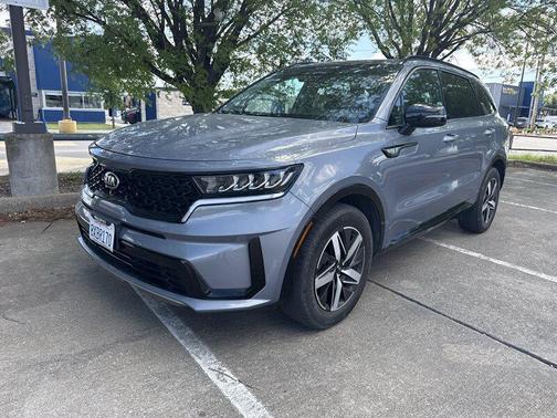 Everlasting Silver 2021 Kia Sorento S