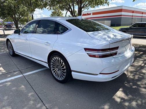 2023 Genesis Electrified G80 