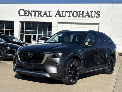2024 Mazda CX-90 PHEV Premium Plus