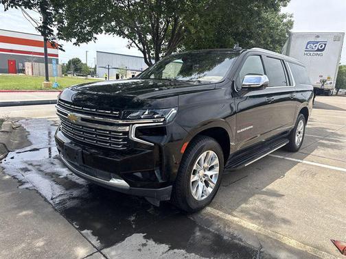 Black 2024 Chevrolet Suburban Premier