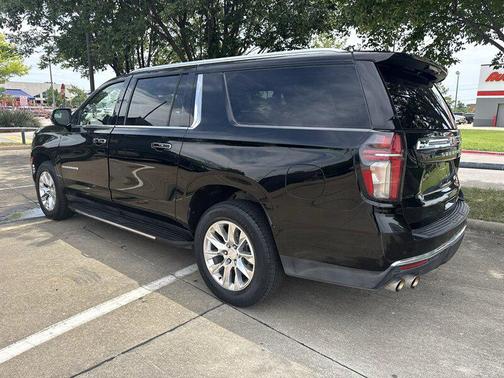 Black 2024 Chevrolet Suburban Premier