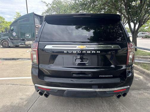 Black 2024 Chevrolet Suburban Premier
