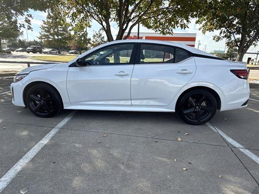2025 Nissan Sentra SR