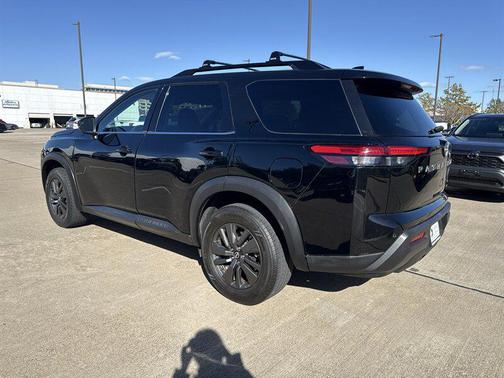 2022 Nissan Pathfinder SV 2WD