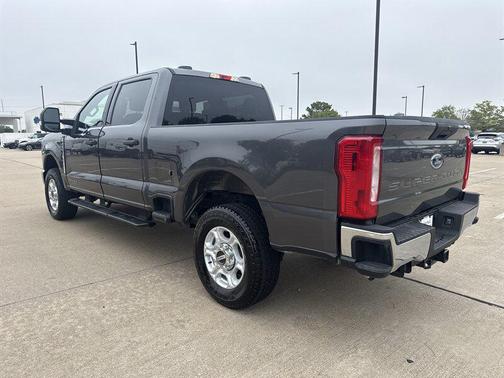 2025 Ford F-250 XLT