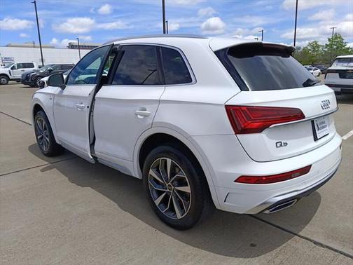 2024 Audi Q5 45 S line Premium Plus