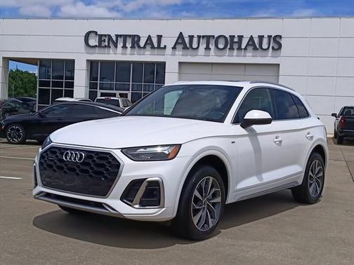 2024 Audi Q5 45 S line Premium Plus