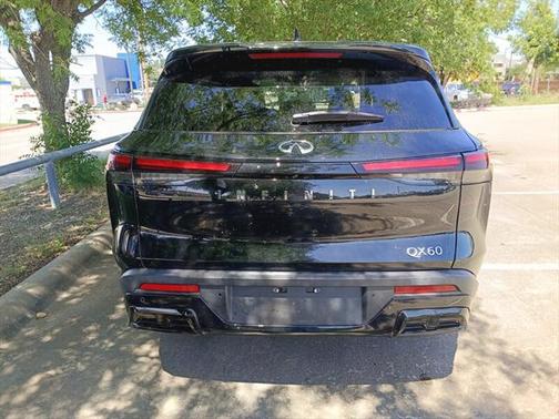 2023 INFINITI QX60 Pure