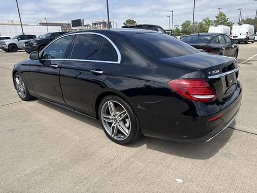 2018 Mercedes-Benz E-Class E 300