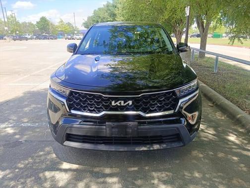 2022 Kia Sorento LX