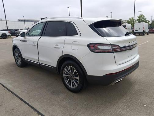 2022 Lincoln Nautilus Standard