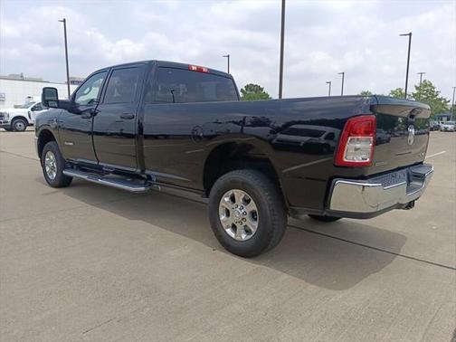 2023 RAM 2500 Big Horn Crew Cab 4x4 8' Box