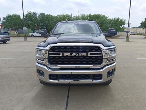 2023 RAM 2500 Big Horn Crew Cab 4x4 8' Box