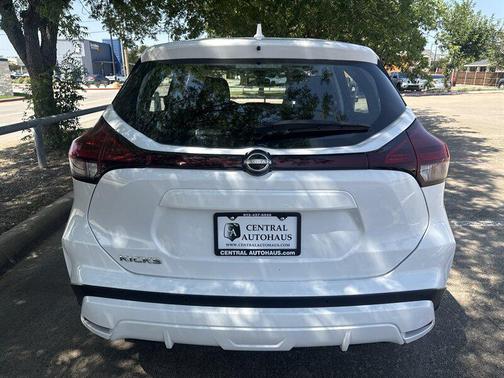 2024 Nissan Kicks S
