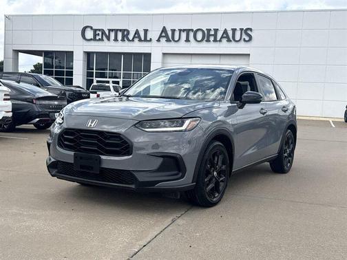 Urban Gray Pearl 2024 Honda HR-V Sport
