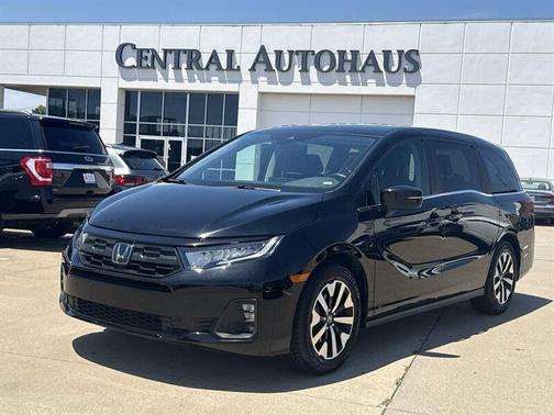 Crystal Black Pearl 2025 Honda Odyssey EX-L