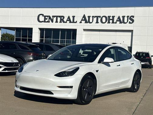 2023 Tesla Model 3 Standard Range