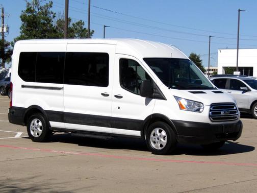 Photo 2 of 32 of 2019 Ford Transit-350 XLT