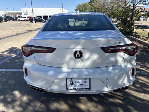 2022 Acura TLX Technology
