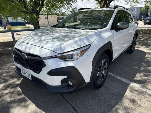 Crystal White Pearl 2025 Subaru Crosstrek Premium