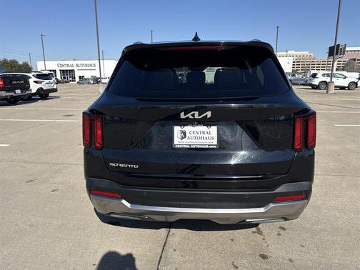 2024 Kia Sorento S