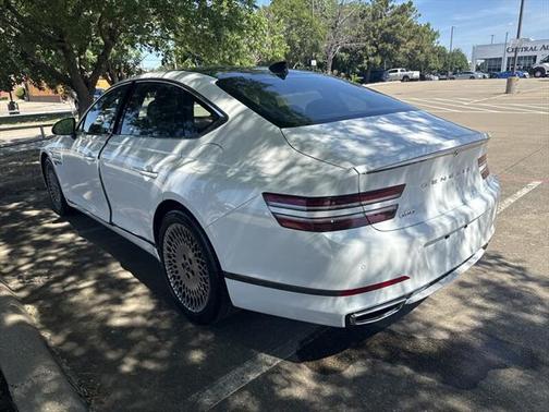 2022 Genesis G80 2.5T RWD