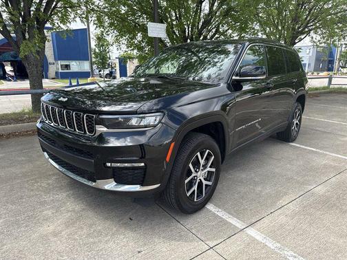 Diamond Black Crystal Pearlcoat 2024 Jeep Grand Cherokee L Limited
