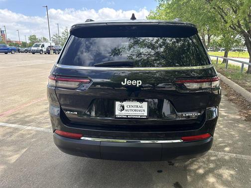 Diamond Black Crystal Pearlcoat 2024 Jeep Grand Cherokee L Limited