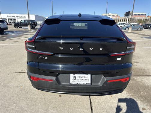 2023 Volvo C40 Recharge Pure Electric Twin Plus