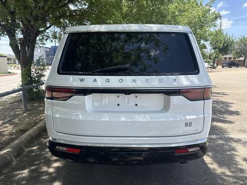 2024 Jeep Wagoneer L Series II 4x2