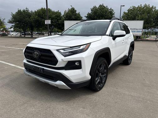 Ice Cap 2024 Toyota RAV4 Adventure
