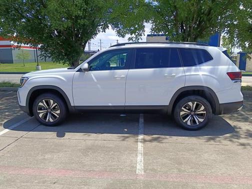 2024 Volkswagen Atlas 2.0T SE