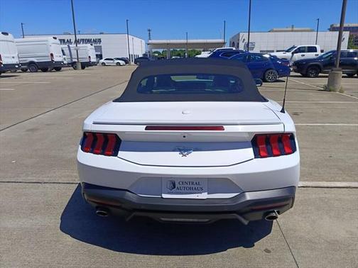 2024 Ford Mustang EcoBoost