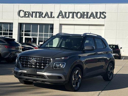 2024 Hyundai VENUE SEL