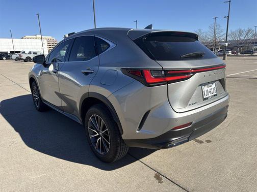2025 Lexus NX 250 Premium