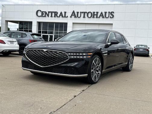 Vik Black 2024 Genesis G90 3.5T e-SC AWD
