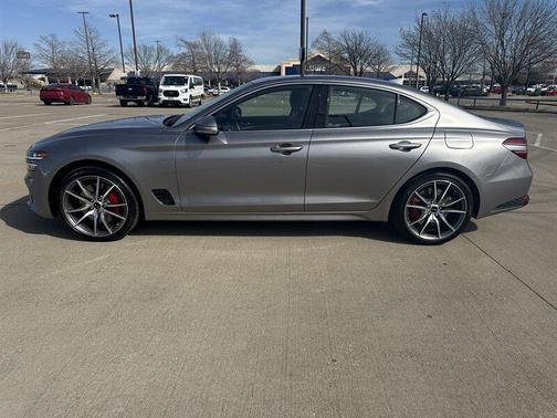 2025 Genesis G70 2.5T AWD