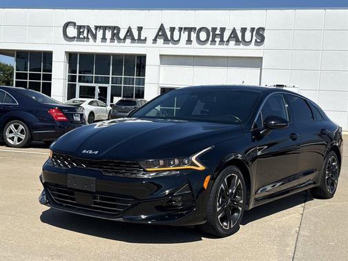 2024 Kia K5 GT-Line