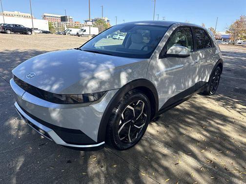 2022 Hyundai IONIQ 5 SEL