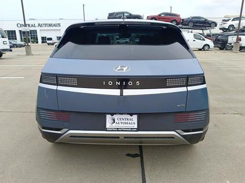 2023 Hyundai IONIQ 5 SEL