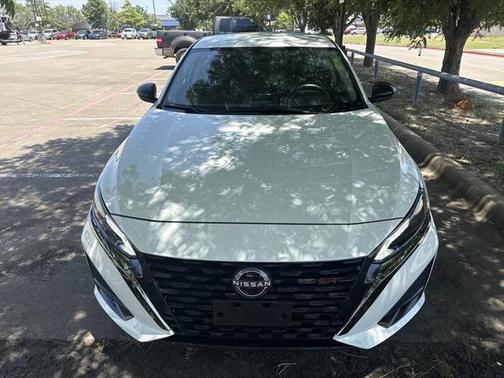 2025 Nissan Altima SR FWD